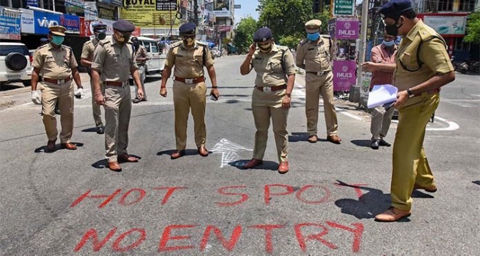 ഇന്ത്യയിൽ 150 ജില്ലകളിൽ ലോക്ക്ഡൗൺ