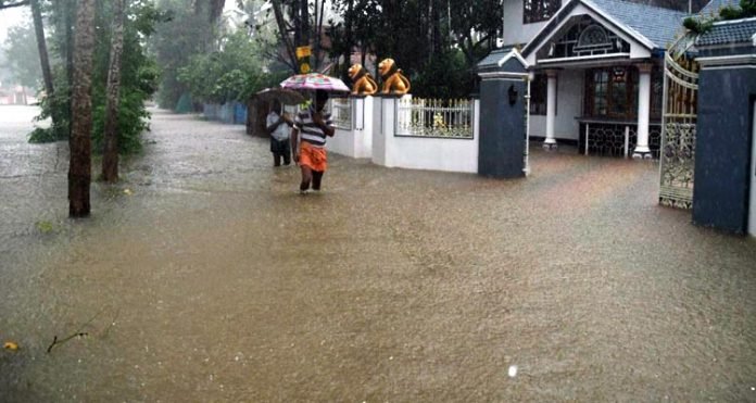 തൃശൂർ ജില്ലയിൽ കനത്ത മഴ