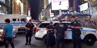 ന്യൂയോര്‍ക്കില്‍ അക്രമികൾ ഏറ്റുമുട്ടി