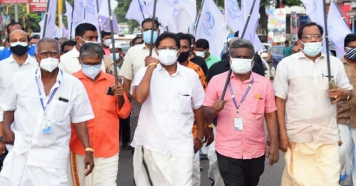 കൊല്ലം കൊട്ടിയത്ത് വ്യാപാരികളുടെ പ്രതിഷേധ പ്രകടനം