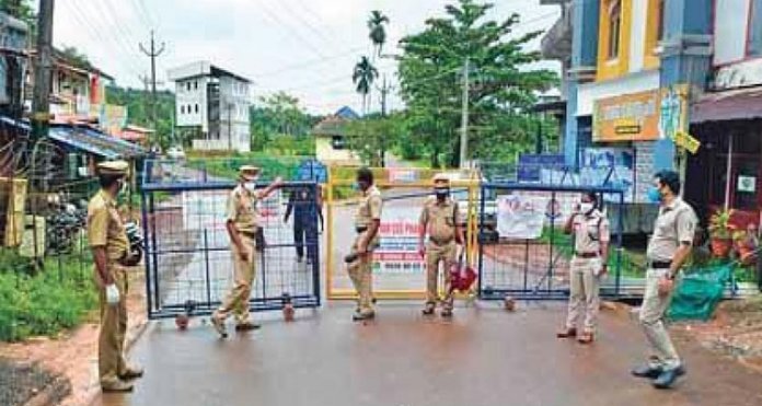 ചാത്തമം​ഗലം പഞ്ചായത്തിൽ ക‍ർശന നിയന്ത്രണം