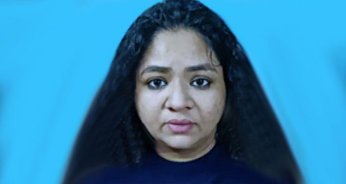 7ലക്ഷം രൂപ വിലവരുന്ന മയക്കുമരുന്ന് ഗുളികകളുമായി യുവതി അറസ്റ്റില്‍