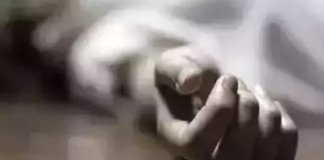 വീട്ടിനുള്ളില്‍ അമ്മയുടെയും മകന്‍റെയും മൃതദേഹം