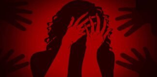 ഡല്ഹി സർവ്വകലാശാല വിദ്യാർത്ഥിനിക്ക് നേരെ ആസിഡ് ആക്രമണം; മൂന്ന് പ്രതികൾക്ക് വേണ്ടി തെരച്ചിൽ