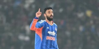 അതിവേഗം വരുൺ ചക്രവർത്തി; റെക്കോർഡ് നേട്ടത്തിലേക്ക്一 മാത്രം പിന്നിൽ കുൽദീപ്