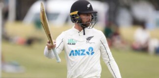 ഇരട്ട സെഞ്ച്വറി തികച്ച് കോൺവെ; ന്യൂസിലാൻഡിന്റെ ഹിമാലയൻ ടോട്ടലിന് മുന്നിൽ പതറാതെ വിൻഡീസ്