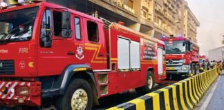 മുംബൈയിലെ വസ്ത്ര നിർമാണ യൂണിറ്റിൽ വൻ തീപിടിത്തം; മൂന്ന് പേർക്ക് പരിക്ക്; ഒരാളുടെ നില ഗുരുതരം