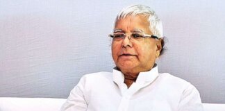 ജോലിക്ക് ഭൂമി അഴിമതി കേസ്; ലാലുപ്രസാദ് യാദവിനും കുടുംബത്തിനും തിരിച്ചടി, വിചാരണ നേരിടണമെന്ന് കോടതി