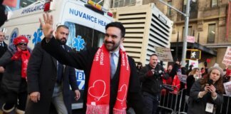 ന്യൂയോര്ക്ക് സിറ്റിയില് ആയിരക്കണക്കിന് നഴ്സുമാരുടെ സമരം; ഐക്യദാര്ഢ്യം പ്രഖ്യാപിച്ച് സൊഹ്റാന് മംദാനി